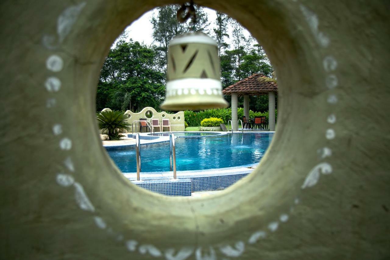 Breathing Earth - Rooms And Pool كولكاتا المظهر الخارجي الصورة